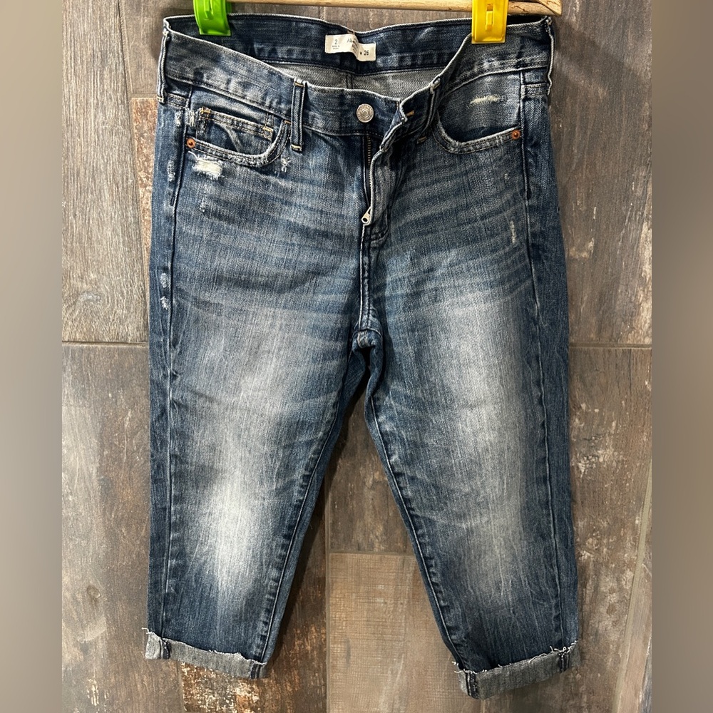 Abercrombie & Fitch Distressed Blue Capri Jeans